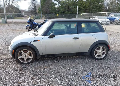 2003 Mini Cooper z USA, uszkodzony, nr VIN WMWRC33433TC47448